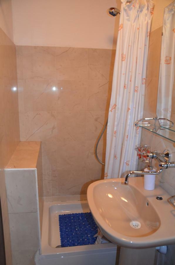 Luana Apartment Milna  Zewnętrze zdjęcie