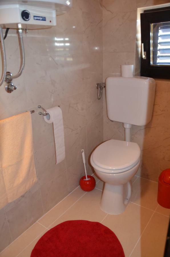 Luana Apartment Milna  Zewnętrze zdjęcie