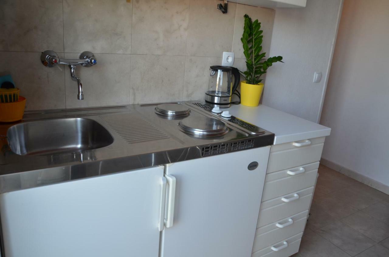 Luana Apartment Milna  Zewnętrze zdjęcie